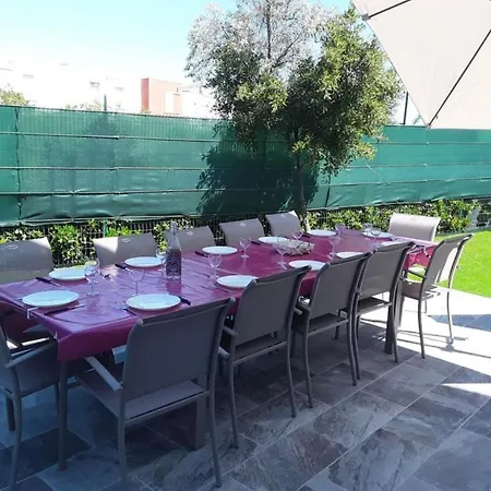 En Bord De Villa