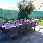 En Bord De Villa