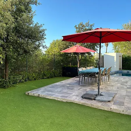 En Bord De Villa Sète